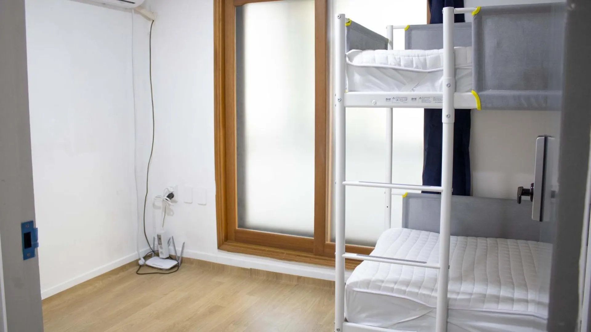 Ocean'S Guesthouse - Foreigners Only Seul Pensjonat